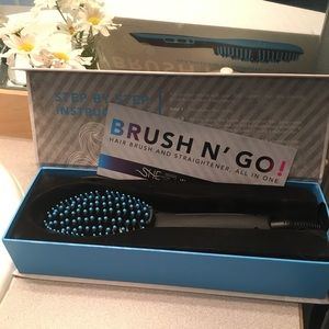 Brush N Go Hair Straightener